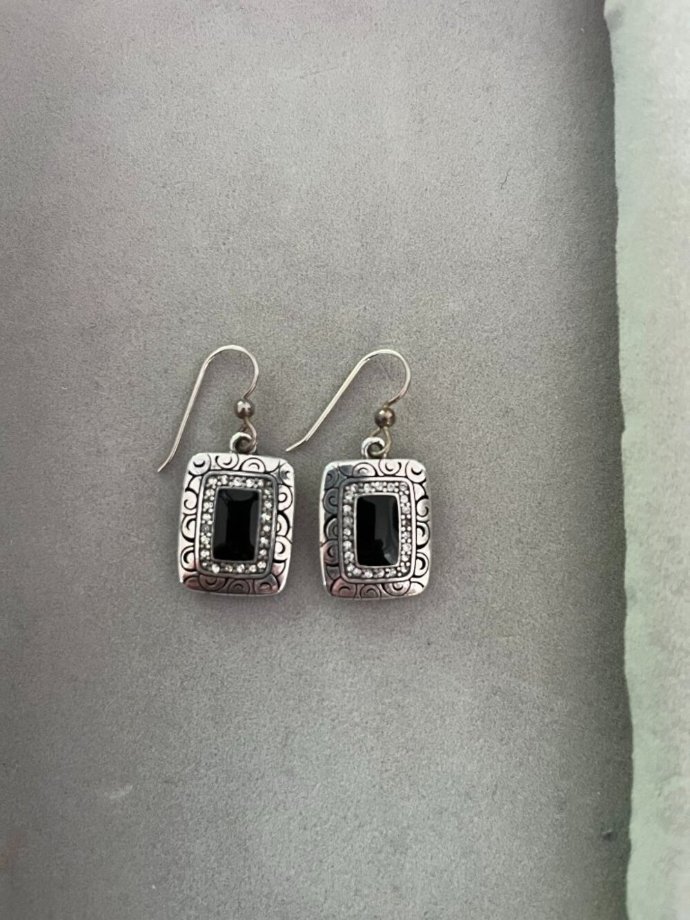 Brighton Earrings Silver And Black